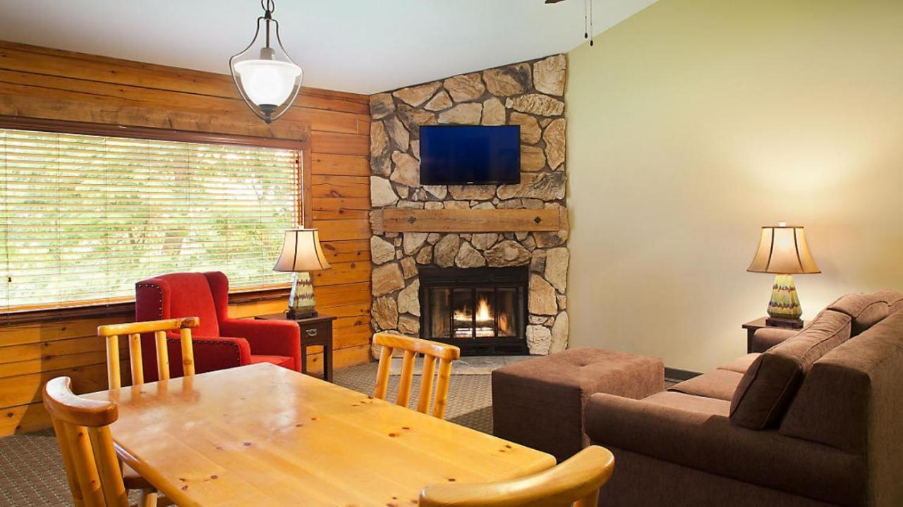 Bluegreen Vacations Christmas Mountain Village, An Ascend Resort Wisconsin Dells Exteriér fotografie
